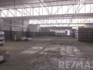 Foto 46 de Local Comercial de 2,000 mt ubicado en la cuadra 24 de la Av. Venezuela