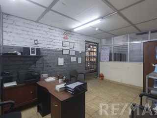 Foto 38 de Local Comercial de 2,000 mt ubicado en la cuadra 24 de la Av. Venezuela