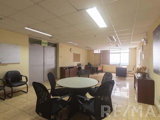 Foto 18 de Local Comercial de 2,000 mt ubicado en la cuadra 24 de la Av. Venezuela