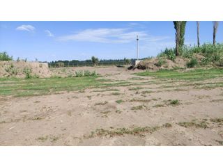 Foto 3 de VENTA DE LOTES EN 