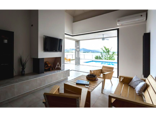 Foto 8 de Casas en complejo con costa al lago