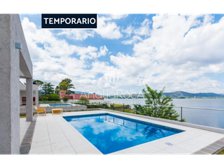 Foto 1 de Casas en complejo con costa al lago