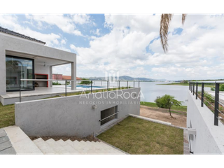 Foto 6 de Casas en complejo con costa al lago