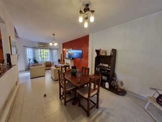 Foto 4 de Chalet en venta en Barrio Luna