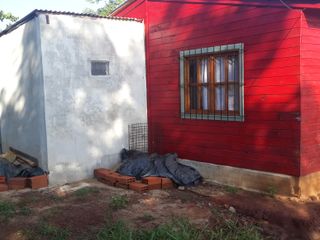 Foto 1 de VENDO TERRENO CON CASA EN APÓSTOLES MISIONES