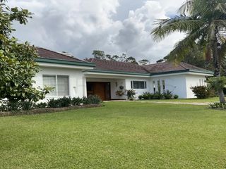 CASA en ARRIENDO/VENTA en Rionegro Llanogrande