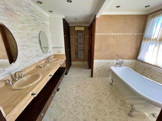 Foto 42 de Mansión con Enorme Jardín y Pileta Barrio Privado Septiembre - Maschwitz