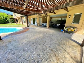 Foto 17 de Mansión con Enorme Jardín y Pileta Barrio Privado Septiembre - Maschwitz