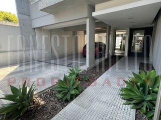 Foto 2 de VENTA DEPTO 2 AMB CON ESPACIO GUARDA COCHE QUILMES OESTE CENTRO