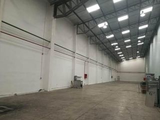 Foto 3 de ARRIENDO BODEGA 1000M2 EN PIFO.