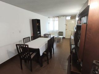 Dúplex en venta - 2 dormitorios 1 baño - 106mts2 - Tolosa, La Plata