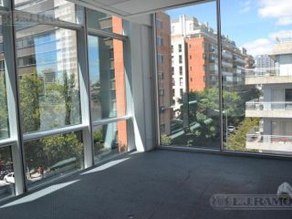 Alquiler de oficina de 244 m2 en Puerto Madero