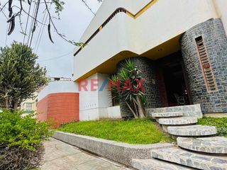 Foto 9 de 🌟 ¡OPORTUNIDAD ÚNICA PARA TU NEGOCIO EN CHICLAYO! 🌟

¿Estás buscando el lugar perfecto para emprender o expandir tu negocio? ¡Tenemos justo lo que n