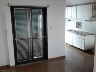Foto 12 de SE VENDE CASA EN BARRIO BELGRANO DE VIEDMA