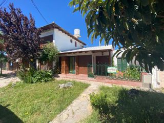 Foto 1 de SE VENDE CASA EN BARRIO BELGRANO DE VIEDMA