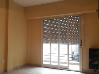 Foto 5 de VENTA DEPTO 3 AMBIENTES LOMAS DEL MIRADOR / LA TABLADA