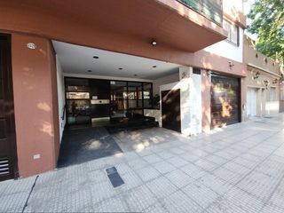 Venta - Departamento 3 ambientes - Frente - Balcón corrido - Villa Devoto