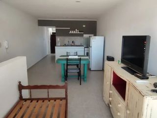 Foto 3 de VENDE DPTO 2 AMBIENTES CON BALCON!