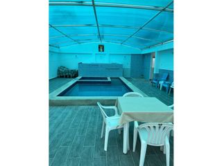 Casa de venta 320m² amplia piscina Atacames sector judicatutra