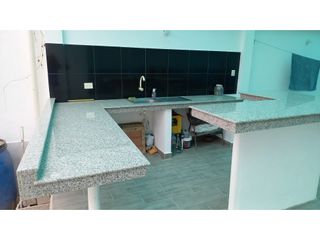 Casa de venta 320m² amplia piscina Atacames sector judicatutra
