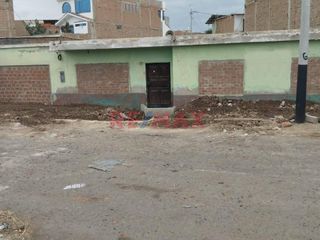 Foto 2 de Oportunidad única de INVERSIÓN en una propiedad con AMPLIA FRONTERA de 16 metros y una ubicación privilegiada frente a Parque (Miguel Grau) y con DOBL