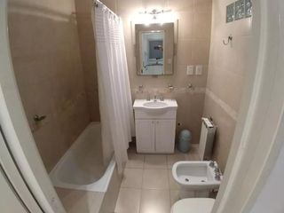 PH en venta - 1 dormitorio 1 baño 1 cochera - 80mts2 - La Plata