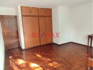 Foto 3 de 🌟 ¡Oportunidad única para vivir cómodo y seguro en Trujillo! 🌟

Descubre tu nuevo hogar en este encantador minidepartamento de 2 pisos y 20.50 m² de