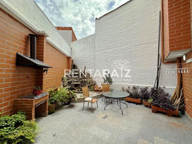 CASA en VENTA en Medellín La Mota