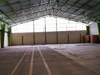 Foto 1 de Bodegas en Venta en Quevedo