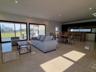 Foto 4 de Casa en Araucarias, Puertos