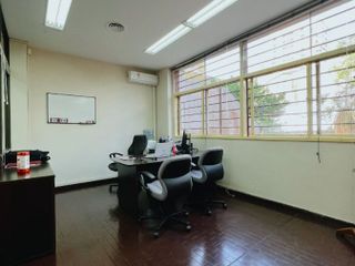 Edificio de oficina en venta Avenida Colon 150