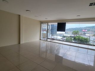 Foto 2 de Local Comercial en Alquiler en La Joya