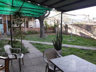 Casa 3 Ambientes con parque libre- Ituzaingó Norte