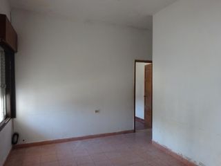Foto 5 de Barrio Rosedal, excelente casa para la venta.
