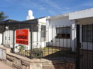Foto 1 de Barrio Rosedal, excelente casa para la venta.