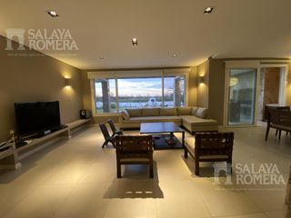 Venta y Alquiler  Excelente Casa  de 5 Ambientes  Isla Santa Monica
