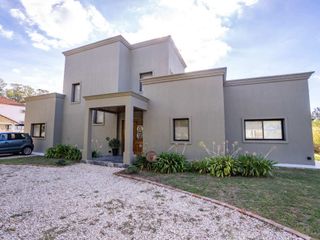 Foto 1 de VENTA CASA HARAS SAN PABLO - GRAL.RODRIGUEZ