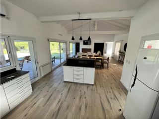 VENTA DE VIVIENDA EN POTRERILLO DE LARRETA - VIV0218