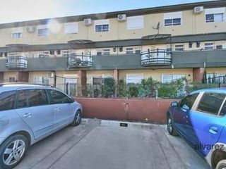 Dúplex en venta de 3 dormitorios c/ cochera en Paso del Rey