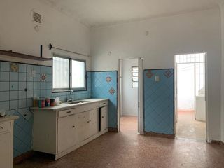 Departamento Tipo Casa en venta en Bernal Oeste