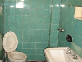 Departamento Tipo Casa en venta en Bernal Oeste