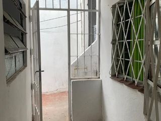 Departamento Tipo Casa en venta en Bernal Oeste