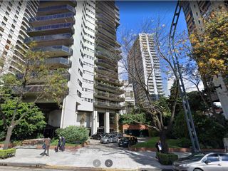 Foto 2 de Cochera en Venta en Recoleta.