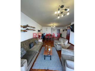 Foto 5 de Descubre tu nuevo hogar en este lindo y amplio departamento, con vista a la calle, ubicado en sexto piso.

Inmejorable ubicación, se encuentra en la