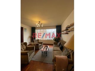 Foto 2 de Descubre tu nuevo hogar en este lindo y amplio departamento, con vista a la calle, ubicado en sexto piso.

Inmejorable ubicación, se encuentra en la