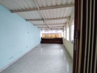 Foto 4 de casalote en venta en la vega. Cod V1038627
