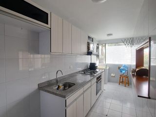 Foto 2 de apartamento en arriendo en mazuren. Cod A6890601