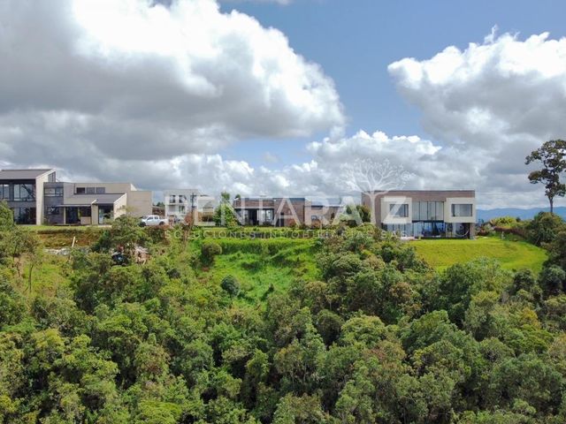 CASA en VENTA en Envigado Loma del Escobero - Envigado