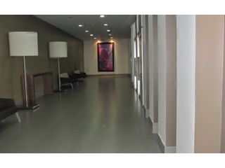 local comercial - oficina administrativa en Trade Building de 394 m2
