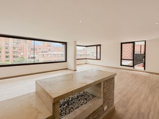 Foto 1 de apartamento en arriendo/venta en los rosales. Cod A7442